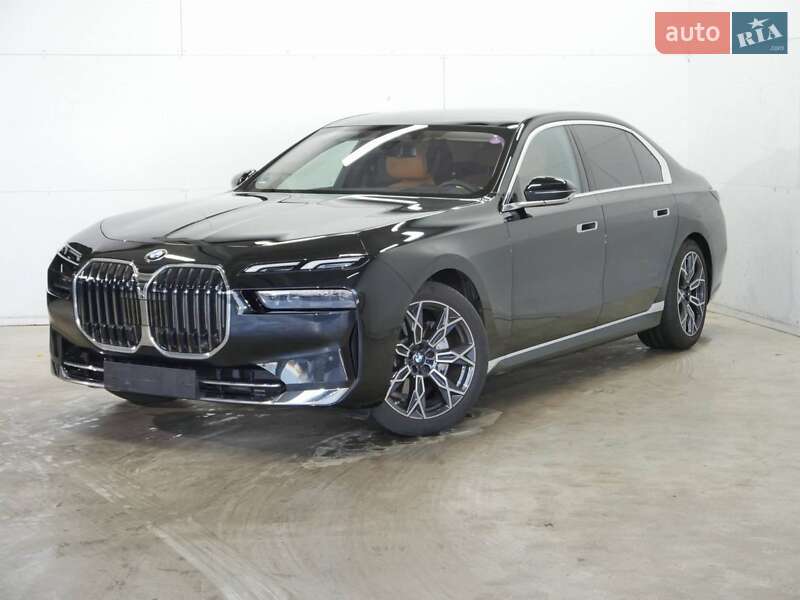 BMW i7 2023