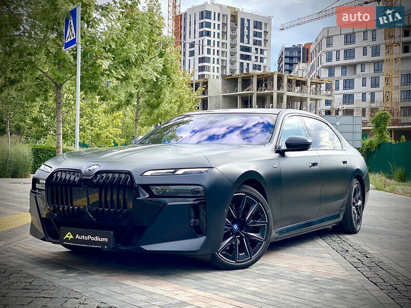 BMW i7 2022