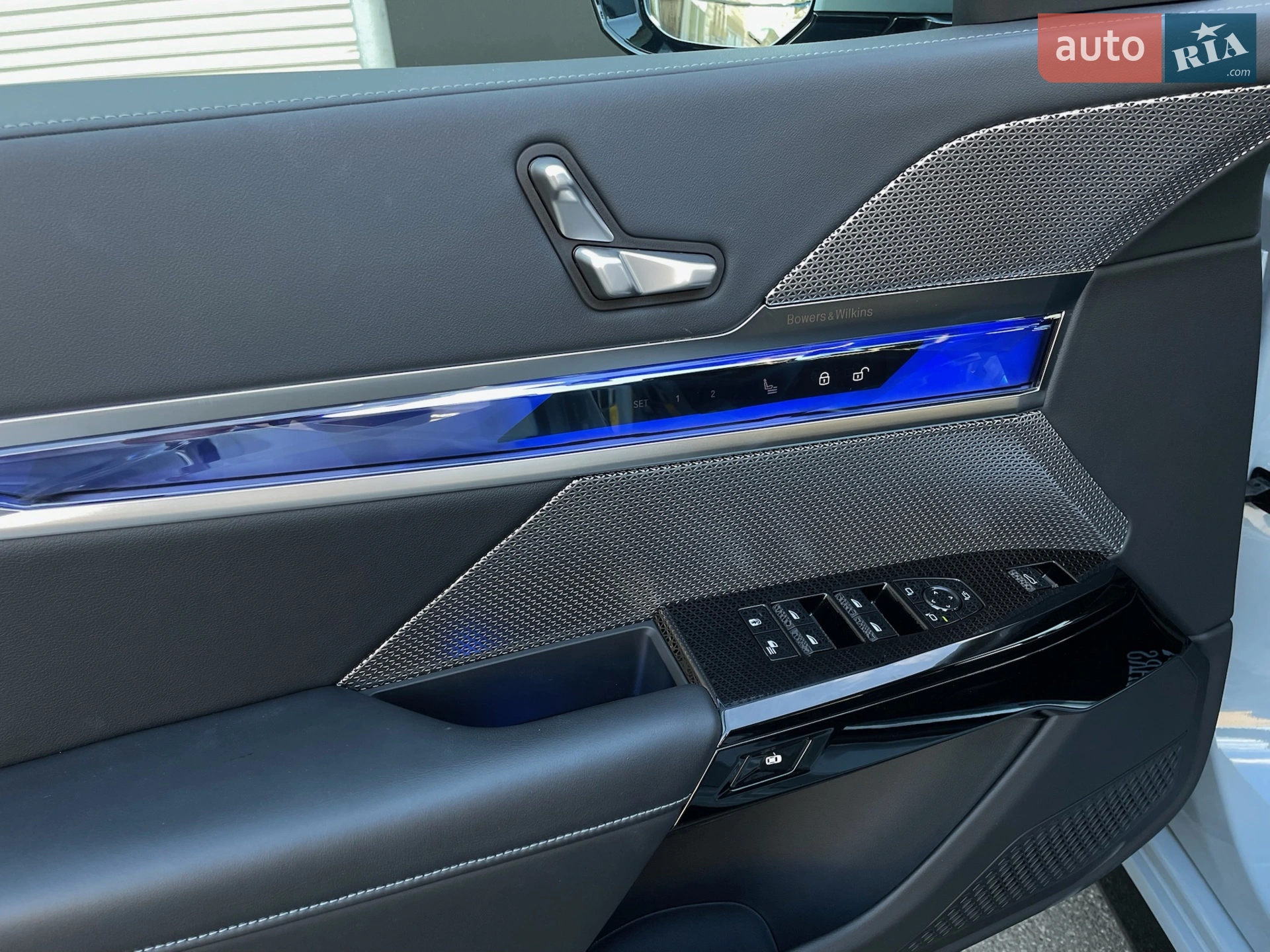2023 BMW i7 - мініатюра 57