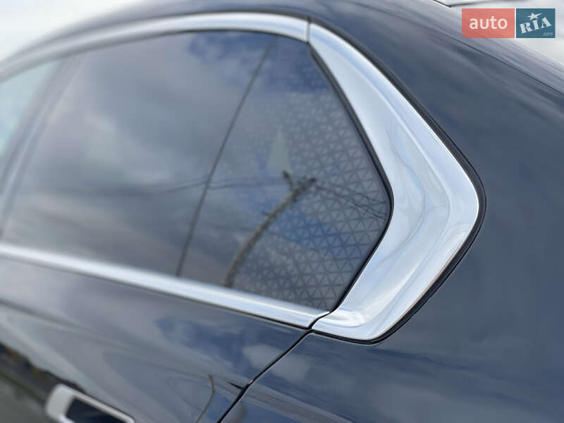 Седан BMW i7 2024 в Ужгороде фото 24 Седан BMW i7 2024 в Ужгороде
