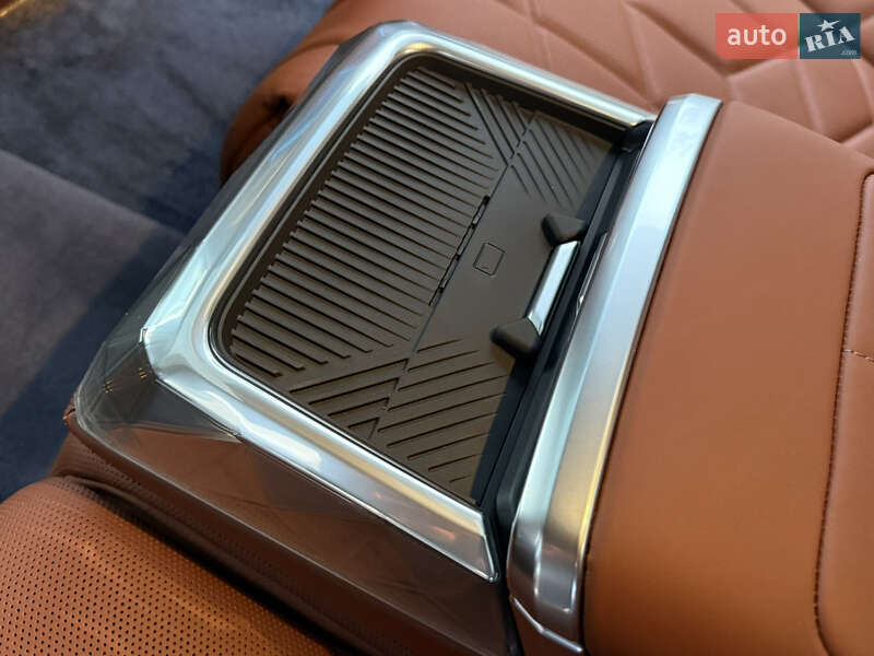 Седан BMW i7 2025 в Киеве фото 91 Седан BMW i7 2025 в Киеве