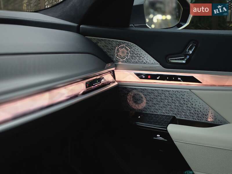 Седан BMW i7 2022 в Ивано-Франковске фото 13 Седан BMW i7 2022 в Ивано-Франковске
