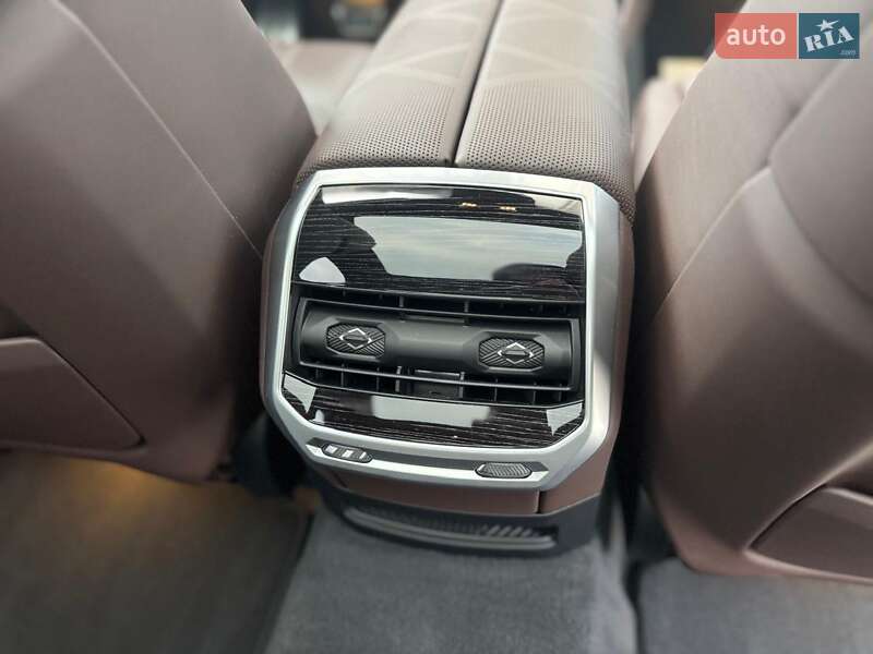 Седан BMW i7 2023 в Одессе фото 4 Седан BMW i7 2023 в Одессе
