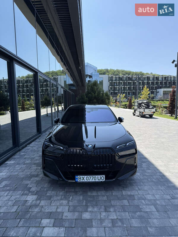 Седан BMW i7 2022 в Хмельницком фото 10 Седан BMW i7 2022 в Хмельницком