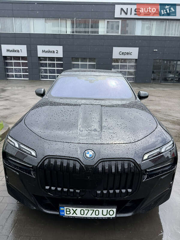 Седан BMW i7 2022 в Хмельницком фото 22 Седан BMW i7 2022 в Хмельницком
