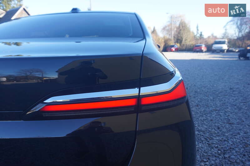 Седан BMW i7 2024 в Самборе фото 23 Седан BMW i7 2024 в Самборе