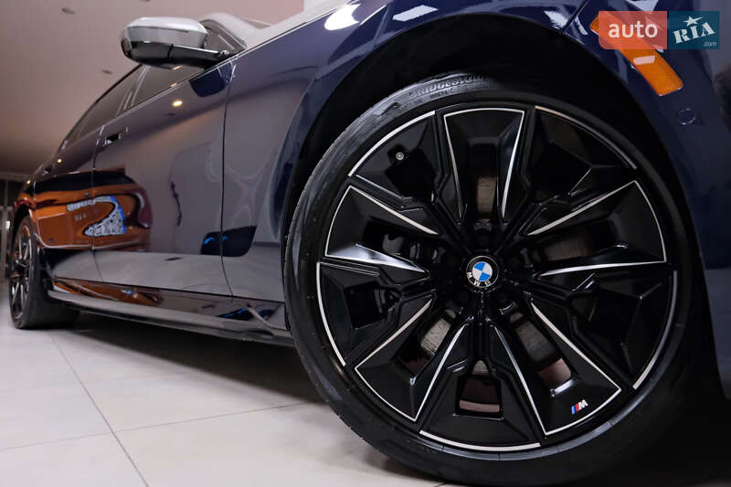 Седан BMW i7 2022 в Львове фото 17 Седан BMW i7 2022 в Львове