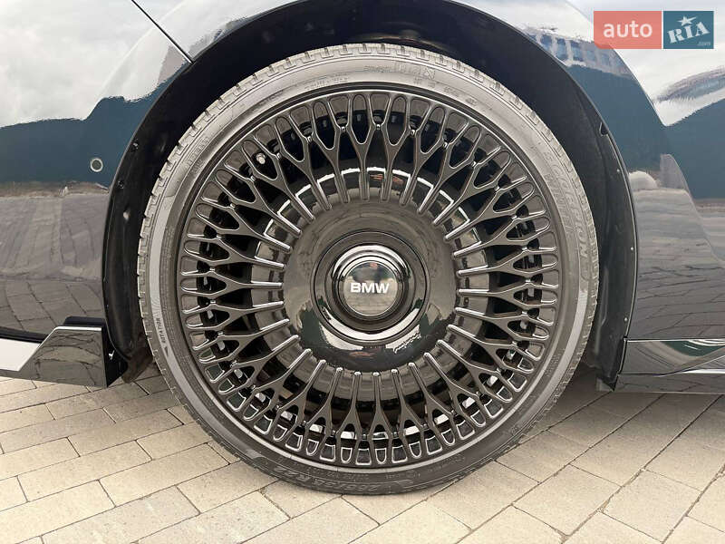 Седан BMW i7 2023 в Киеве фото 5 Седан BMW i7 2023 в Киеве