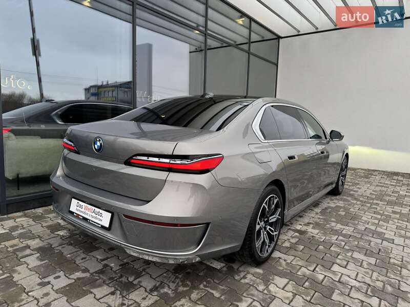 Седан BMW i7 2024 в Хмельницком