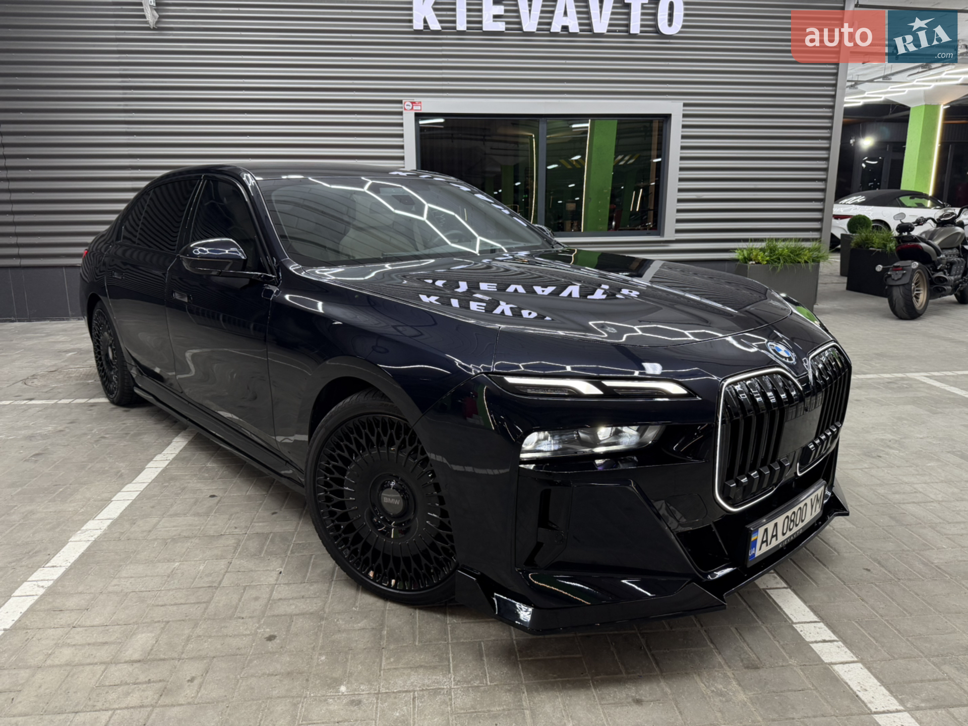 2023 BMW i7 - мініатюра 10