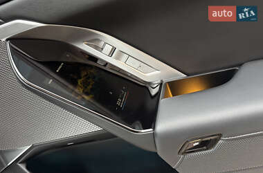 Седан BMW i7 2023 в Вінниці