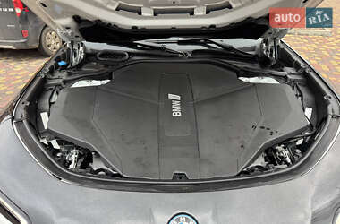 Седан BMW i7 2023 в Вінниці