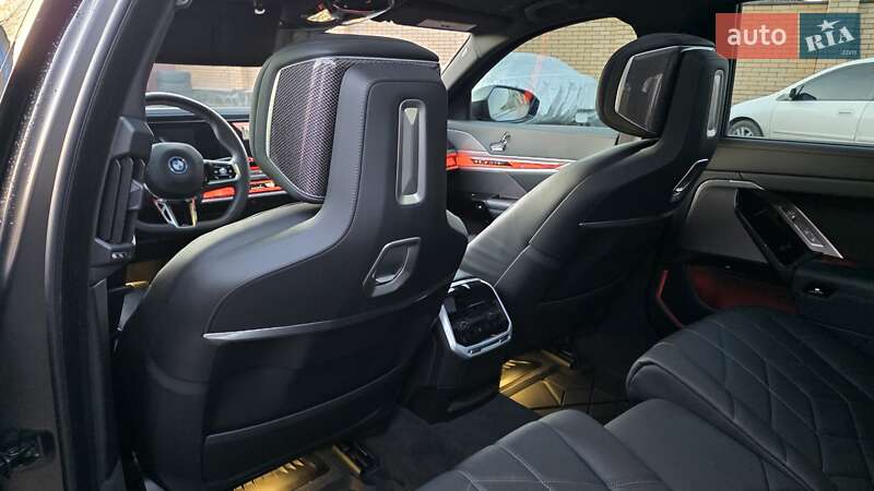 Седан BMW i7 2023 в Владимире фото 23 Седан BMW i7 2023 в Владимире