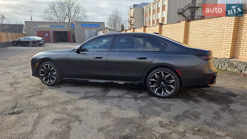 Седан BMW i7 2023 в Владимире фото 46 Седан BMW i7 2023 в Владимире