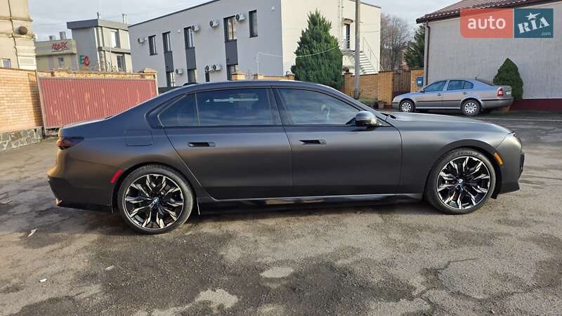 Седан BMW i7 2023 в Владимире фото 54 Седан BMW i7 2023 в Владимире