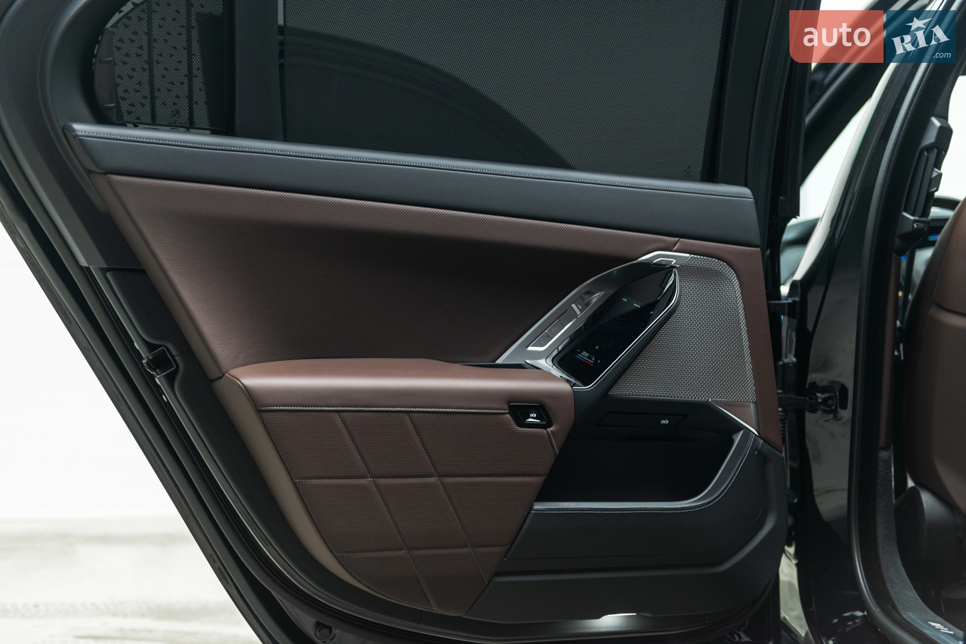 2023 BMW i7 - мініатюра 22