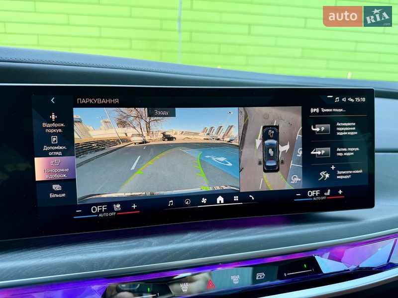 Седан BMW i7 2024 в Киеве