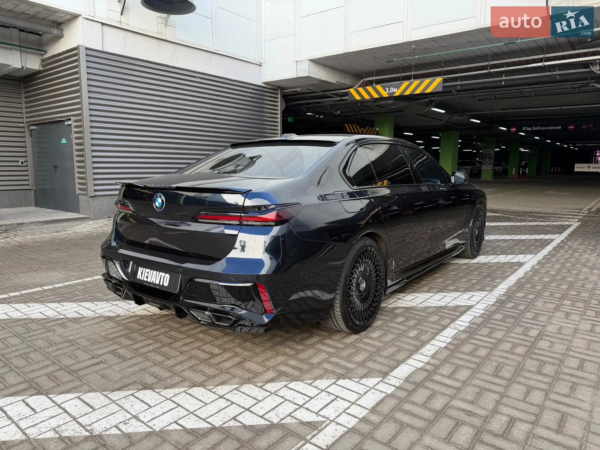 2023 BMW i7 - мініатюра 8