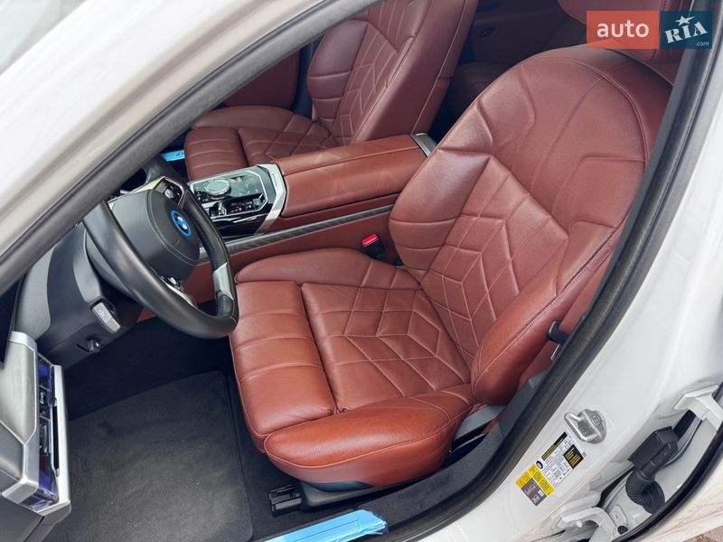 Седан BMW i7 2023 в Києві фото 10 Седан BMW i7 2023 в Києві