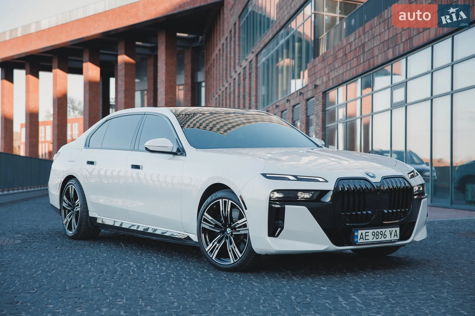 2023 BMW i7 - мініатюра 16