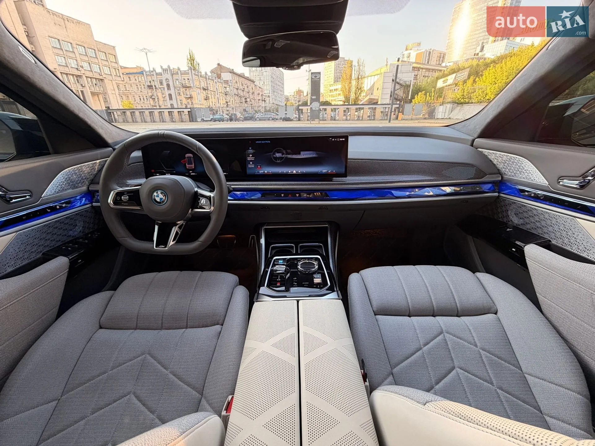 2023 BMW i7 - мініатюра 17
