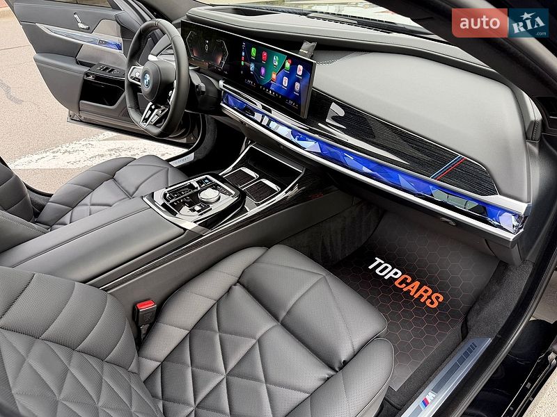 Седан BMW i7 2023 в Києві