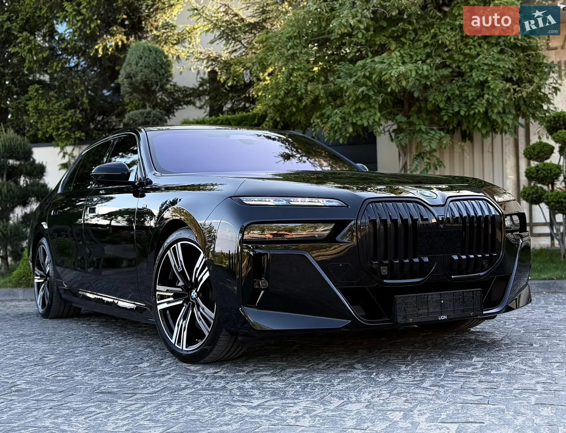 2023 BMW i7 - фото 1