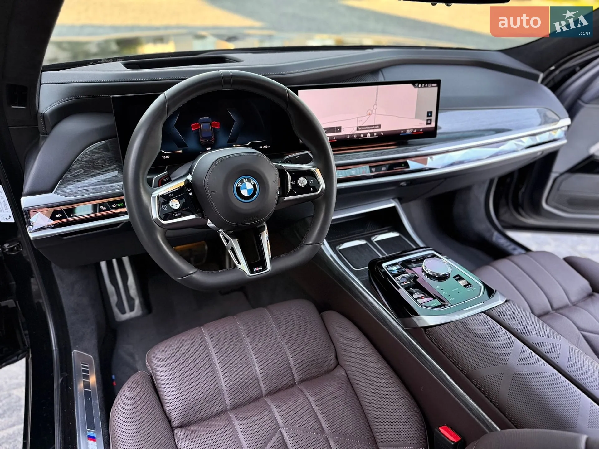 2023 BMW i7 - мініатюра 32