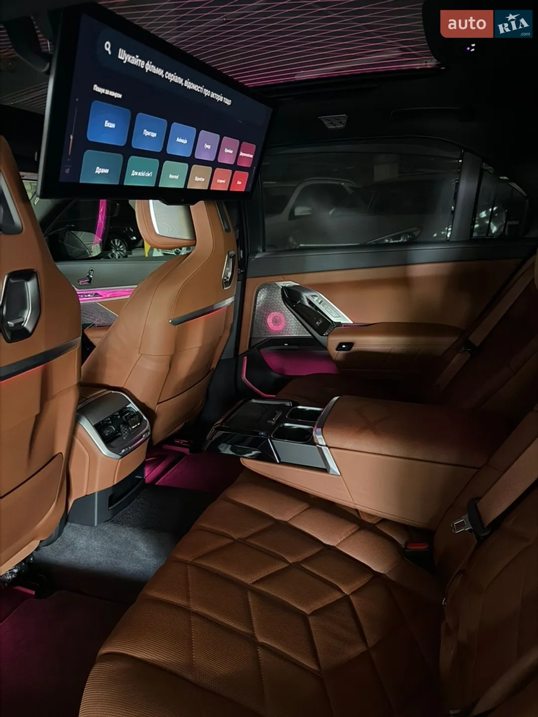 2022 BMW i7 - мініатюра 15