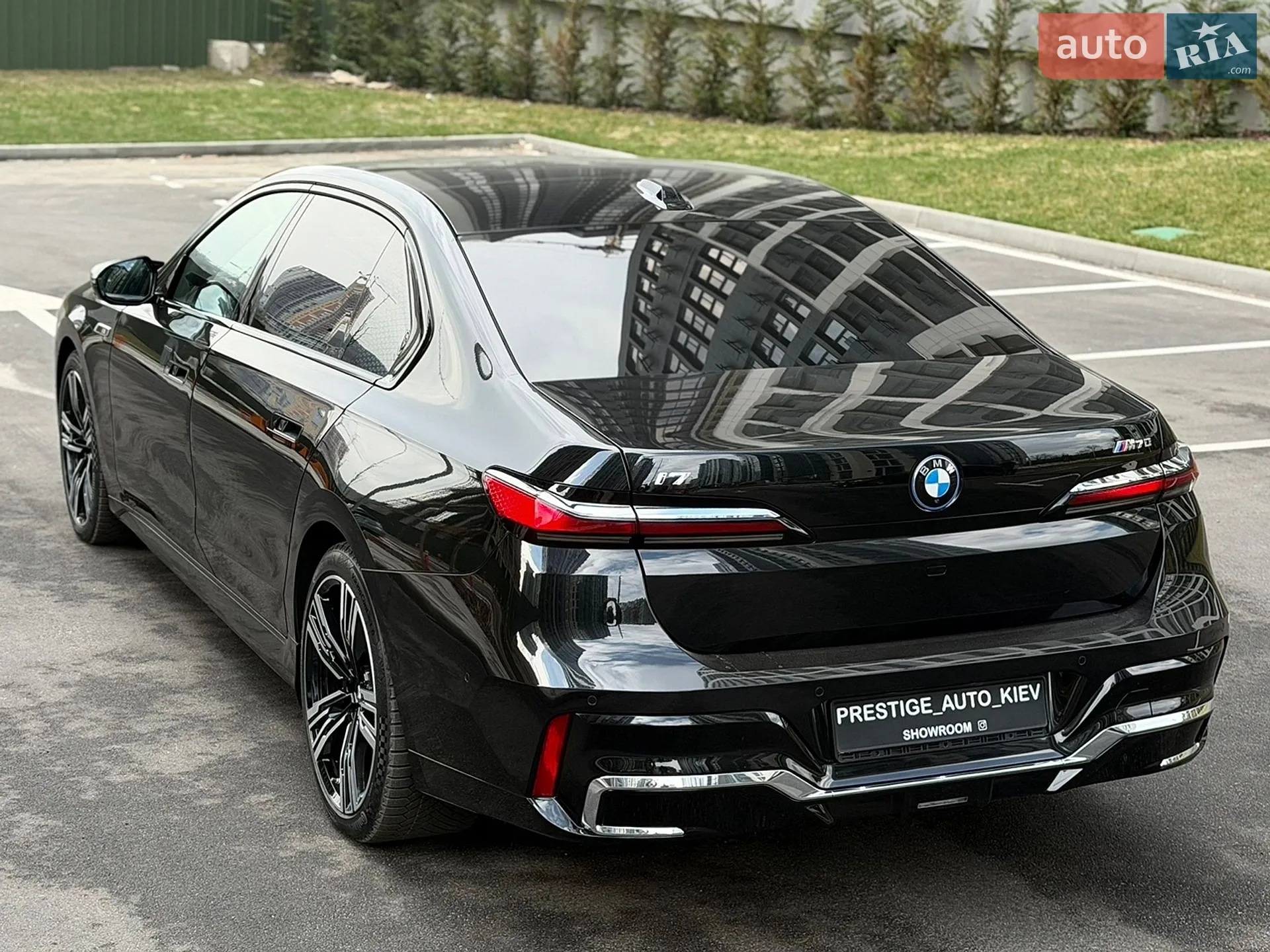 2023 BMW i7 - мініатюра 23