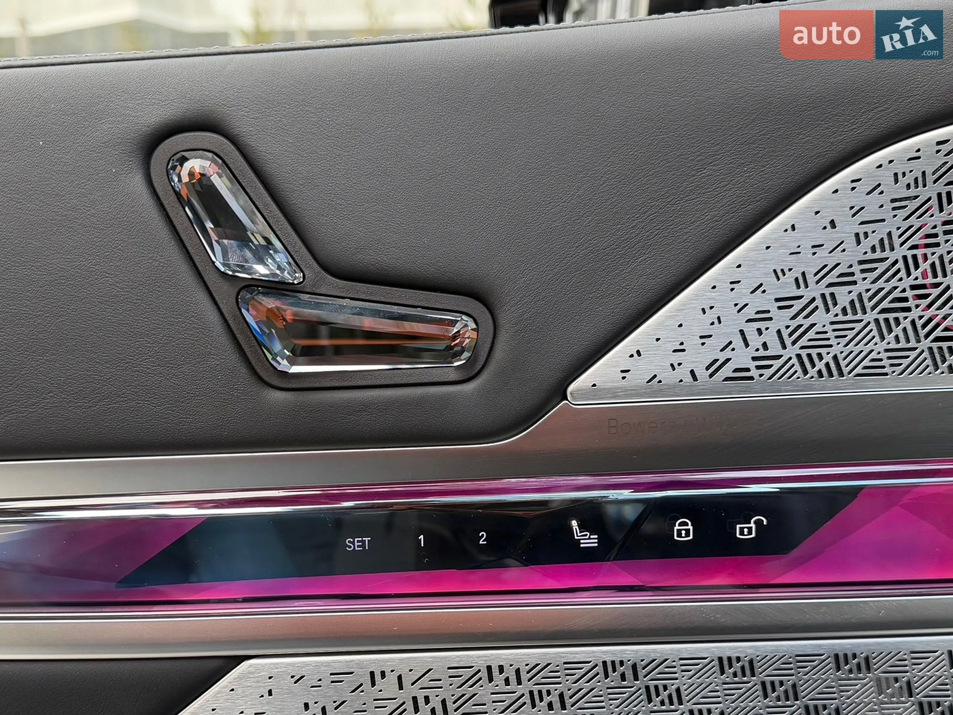 2023 BMW i7 - мініатюра 59