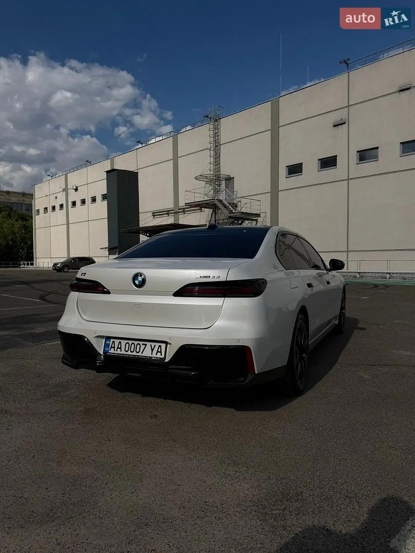 2022 BMW i7 - мініатюра 7