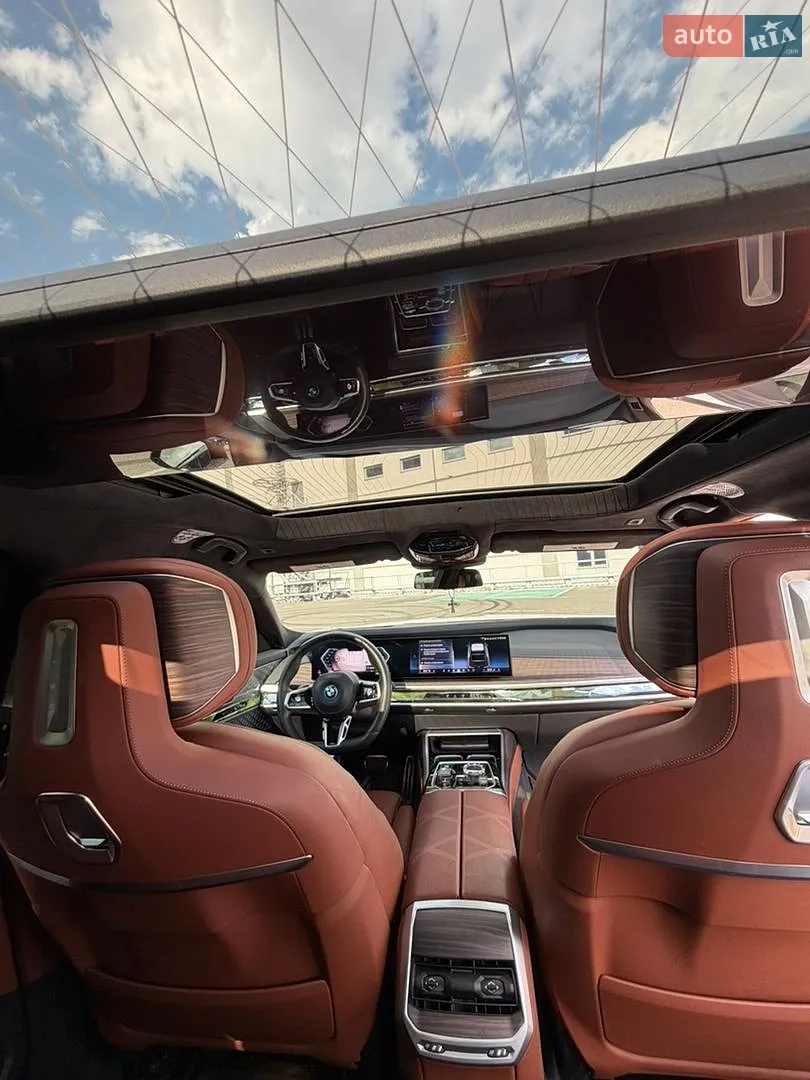 2022 BMW i7 - мініатюра 18