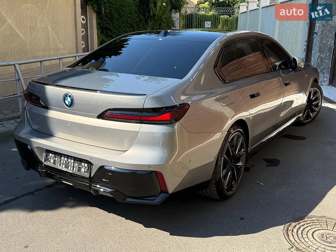 2022 BMW i7 - мініатюра 13
