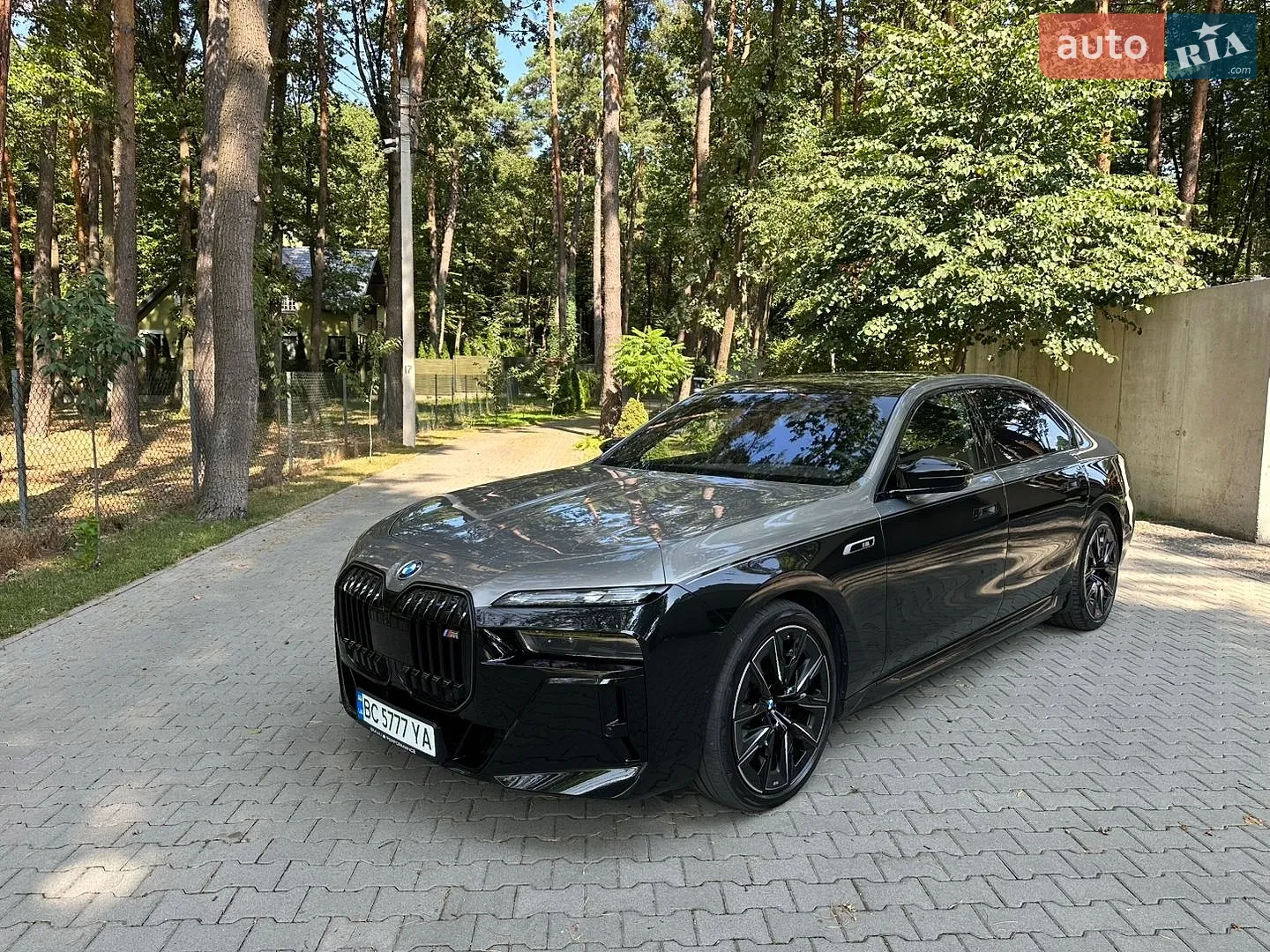 2023 BMW i7 - мініатюра 2