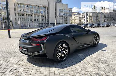 Купе BMW i8 2016 в 