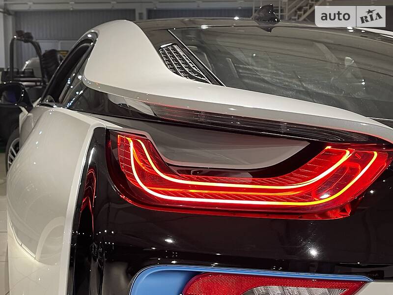 Купе BMW i8 2014 в Киеве