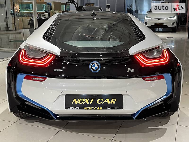 Купе BMW i8 2014 в Киеве