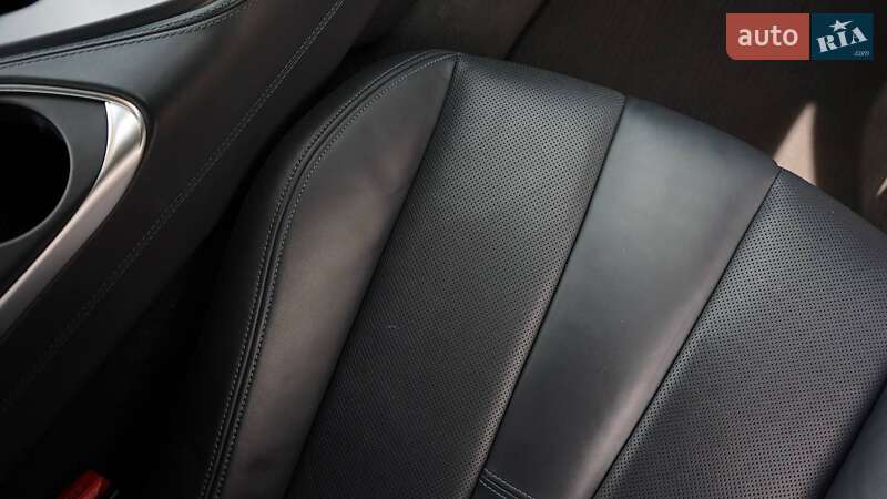 Купе BMW i8 2016 в Буковеле