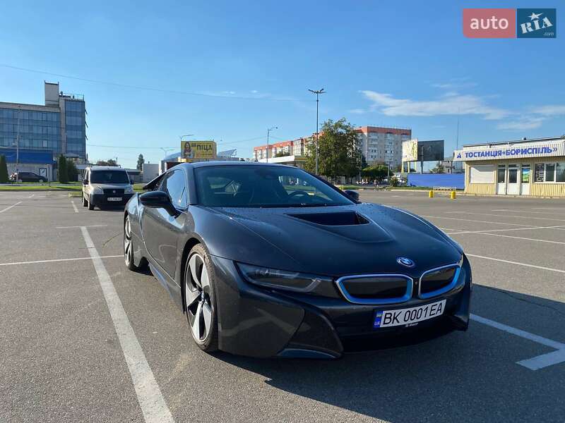 Купе BMW i8 2016 в Буковеле