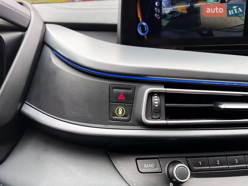 Купе BMW i8 2014 в Львове