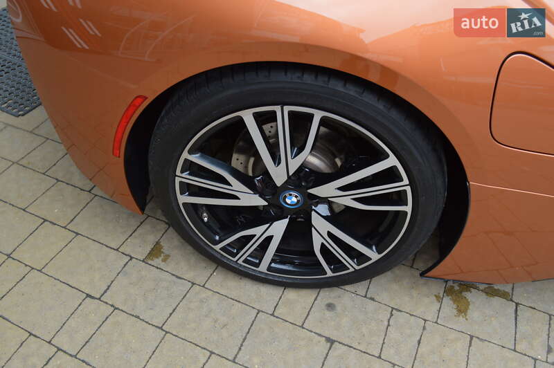 Родстер BMW i8 2018 в Львові