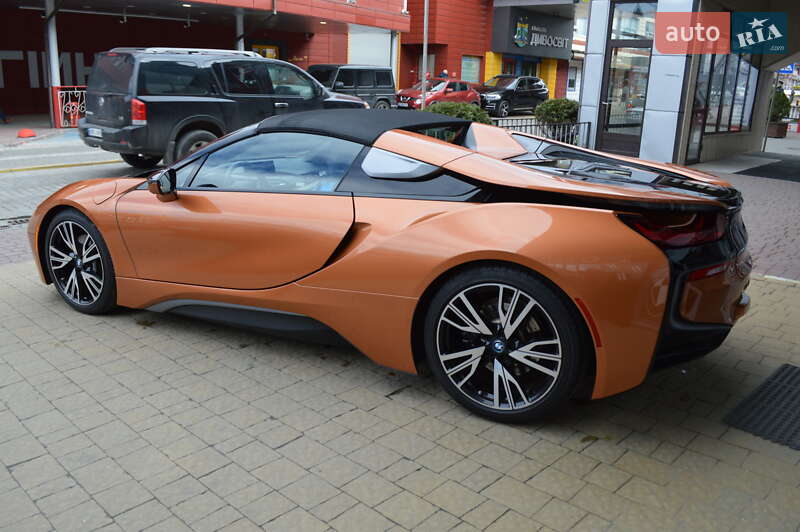 Родстер BMW i8 2018 в Львові