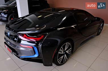 Купе BMW i8 2016 в 