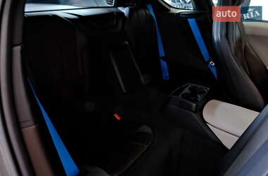 Купе BMW i8 2016 в 