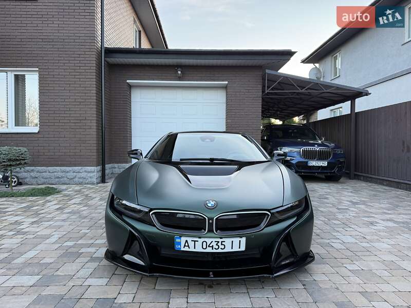 Купе BMW i8 2016 в Киеве фото 22 Купе BMW i8 2016 в Киеве