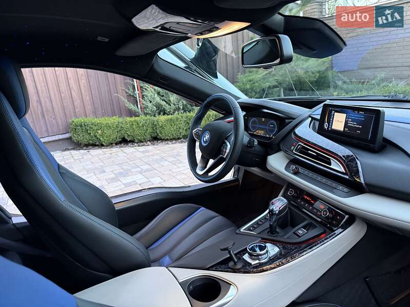 Купе BMW i8 2016 в Киеве фото 53 Купе BMW i8 2016 в Киеве