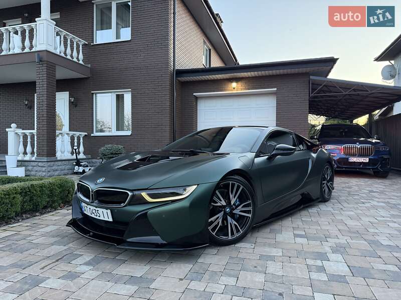 Купе BMW i8 2016 в Киеве фото 68 Купе BMW i8 2016 в Киеве