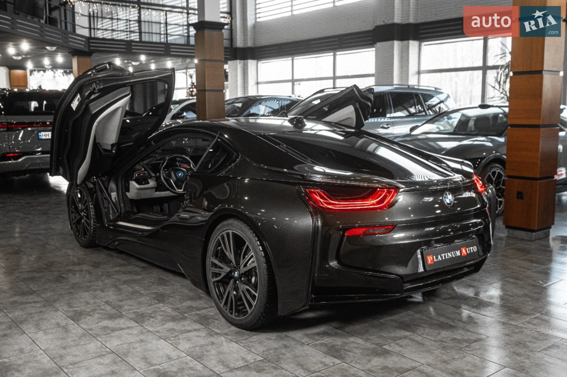 2015 BMW i8 - мініатюра 14