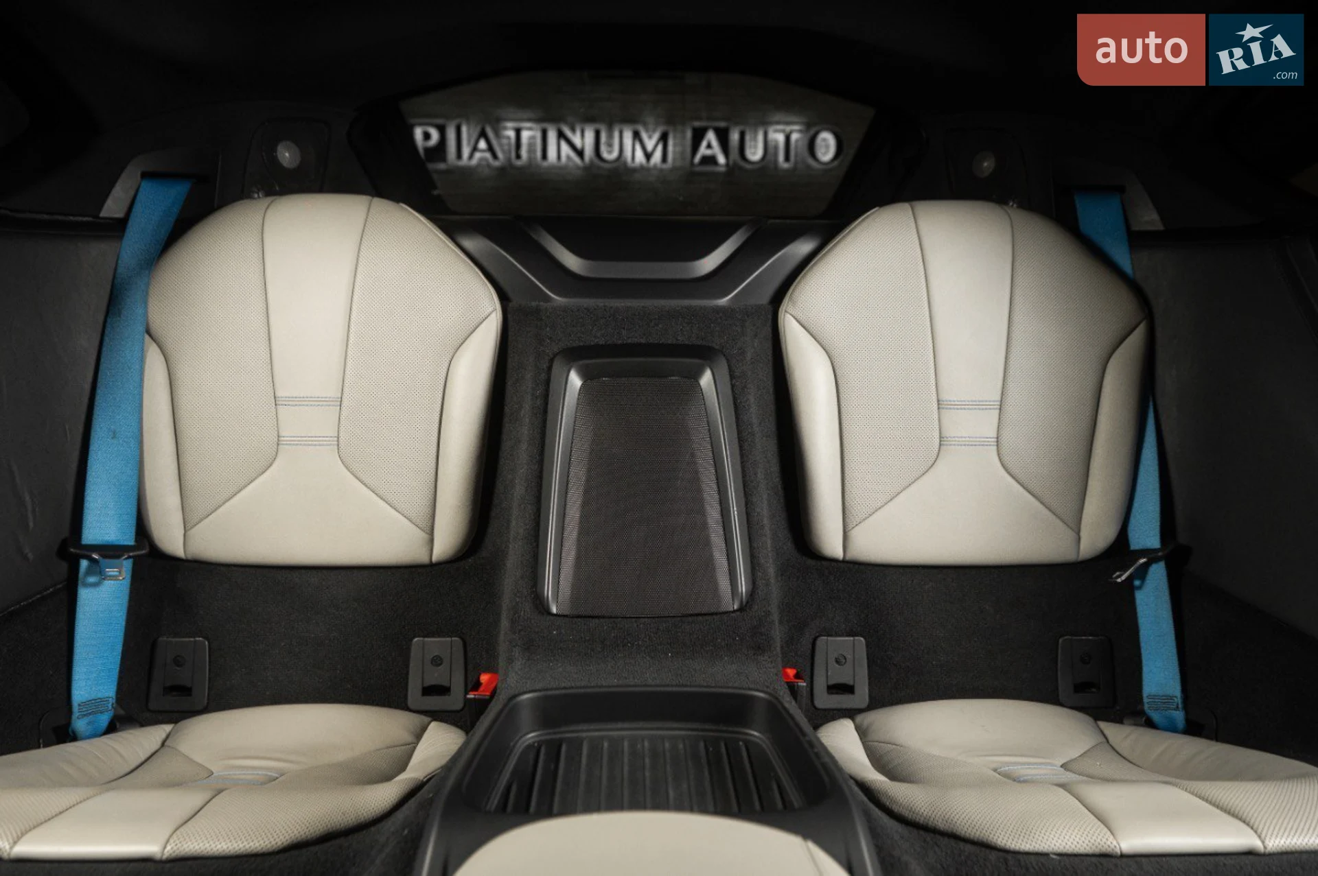 2015 BMW i8 - мініатюра 36